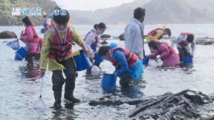 #22水槽から見つめる未来の海.mp4.00_00_37_12.静止画005